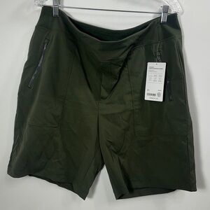 Athleta women’s Trekkie North Bermuda short green size 16. NWT.